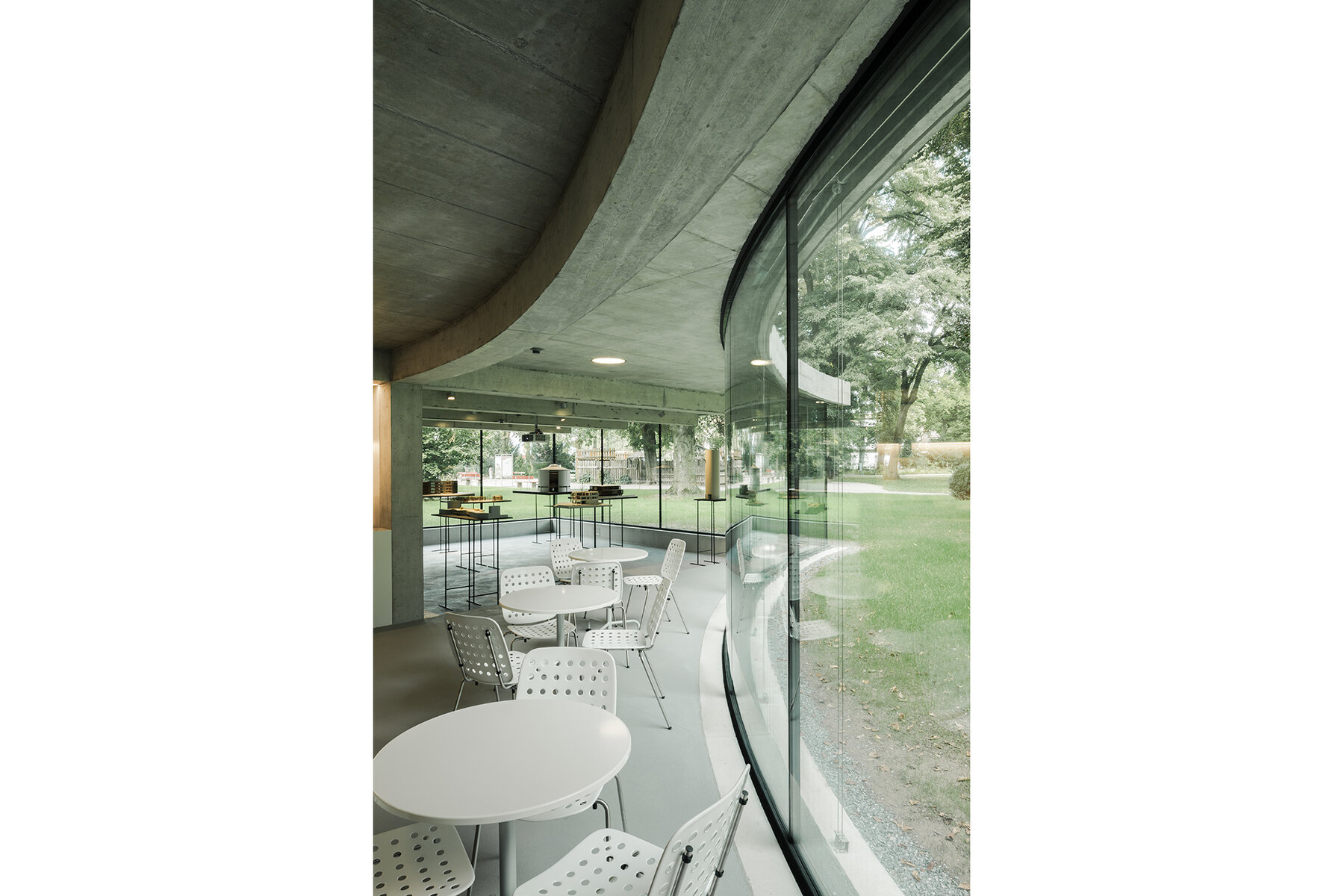 Thuner_Wocher_Coray_02